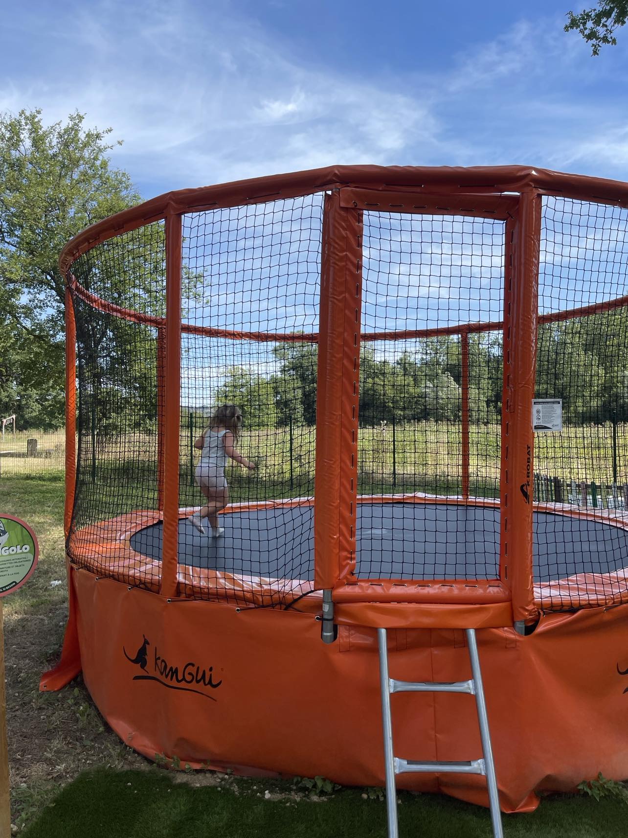 TRAMPOLINES-Loupy-Park.jpg